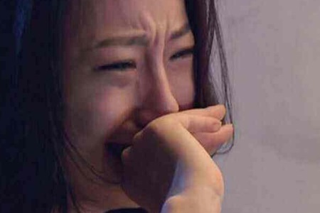 1丈夫和我说假离婚，但最后竟然把我孩子抛弃.JPG