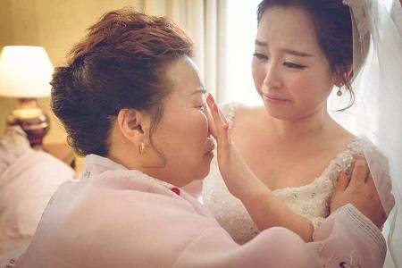 女儿远嫁,对父母来说就是无法治愈的伤痛