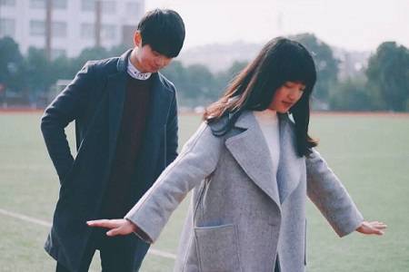 在现实面前，爱情不堪一击