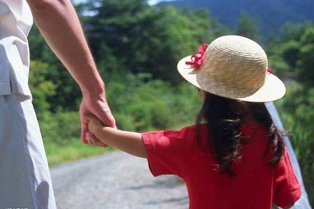 如果家中的男人不负责任,女人会过得有多惨