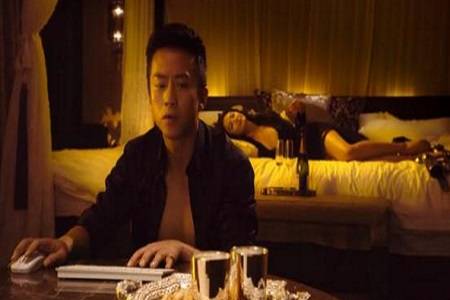 因为感动我和在他一起,可没想他竟然性无能