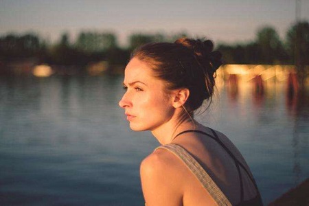 1546839122488519.jpg 贤惠的女人到底好不好?女人因太贤惠被离婚.jpg