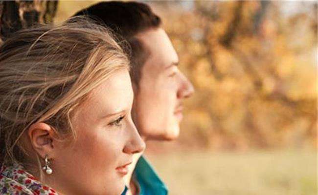 1544691015291309.jpg 女人不幸的婚姻,离婚之后就能活出精彩吗.jpg