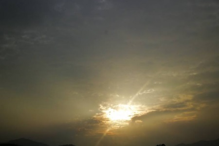 1545363113359435.jpg 无法按照自己的意愿生活,那一定抑郁和不快乐.jpg