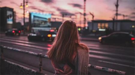 1543998726253791.jpg 我的婚姻里,出现过3个女人,可是她们都跑了.jpg