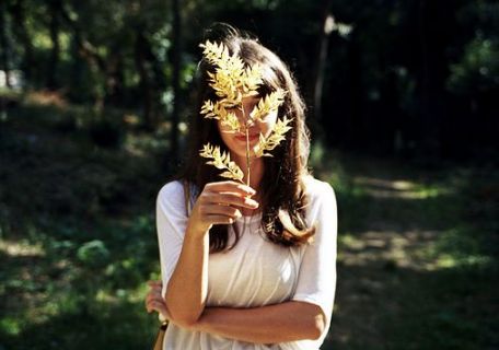 1544171115399384.jpg 婚姻里到底需不需要爱情?别让岁月辜负等待.jpg