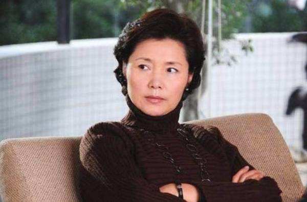 1544413559933325.jpg 老公太懒,撑不起家庭,全因一个“多事”的婆婆.jpg