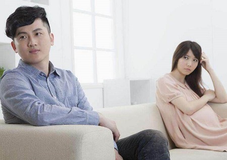 1544432359568397.jpg 两个人的精神或物质合拍,婚姻才能长久作伴.jpg