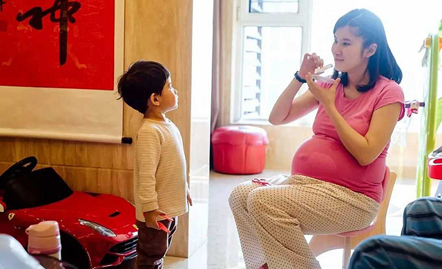 1543223855849602.jpg 二胎浪潮冲击之下,女人又该作何选择?.jpg