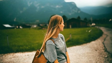 1543308681599395.jpg 她的婚姻和之前大不相同,全因专家这一句话.jpg