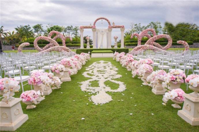 1543461302443583.jpg 生活总归平淡无奇,但必不可少有个你.jpg