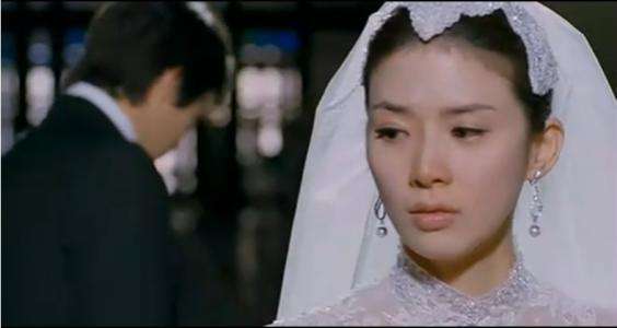 1543548355402138.jpg 婚姻,不管让你恐惧或向往,你都不该被限定方向.jpg