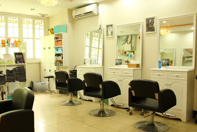 1543550007667770.jpg 我和老婆离婚后,被拘留了,最后还是她来接的我.jpg