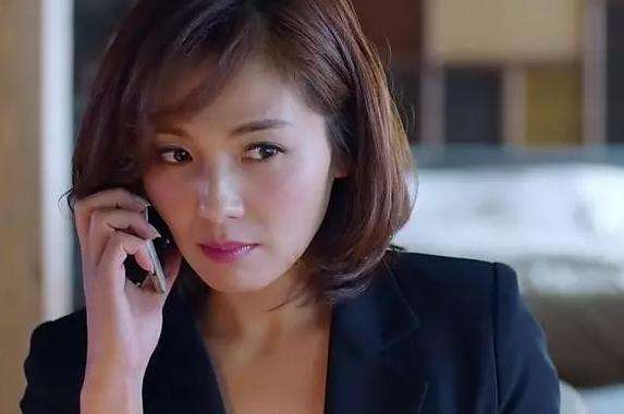 1542682690802734.jpg 女人如果懂得这个道理,幸福一定会来自于内心.jpg