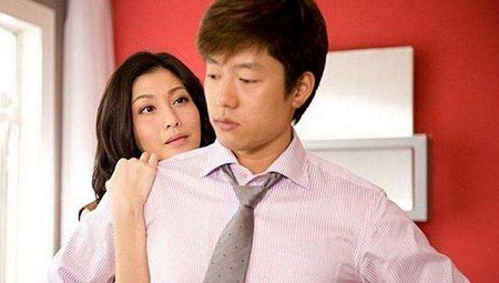 1542943712441563.jpg 她始终没有发现,婚姻里的幸福,只是一种选择.jpg