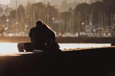 1539243876905523.jpg 女性单身真相:真爱稀缺的年代,女孩的梦想不断.jpg