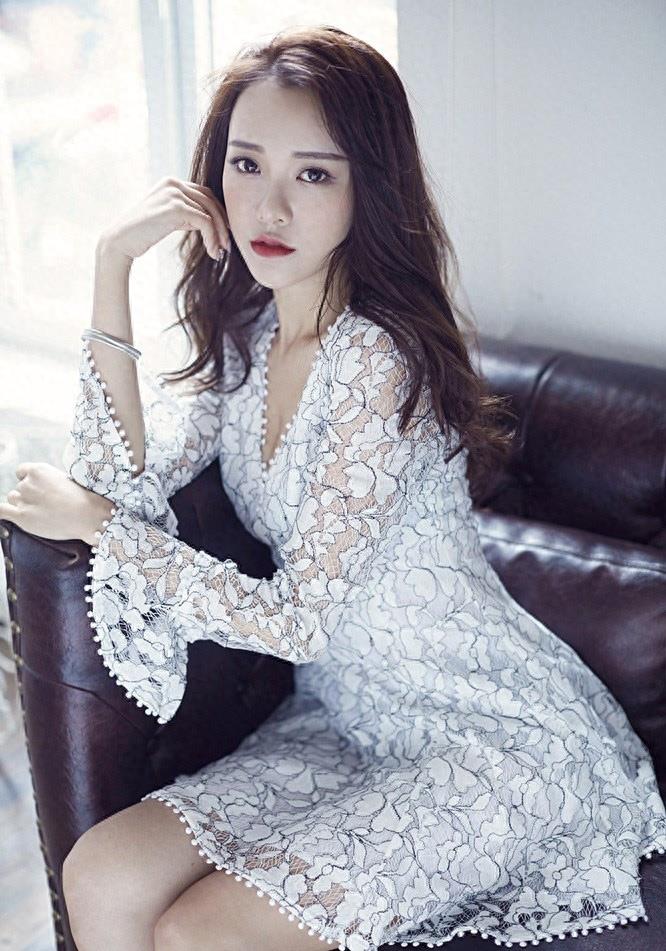 《你好乔安》中的富二代费娜，《昕薇》杂志的当家花旦黄一琳