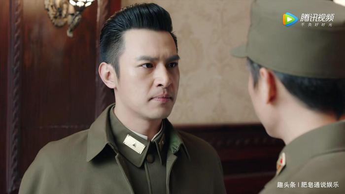 天衣无缝贵军门作品多，剧照却一个比一个难看，只有军门帅到违规