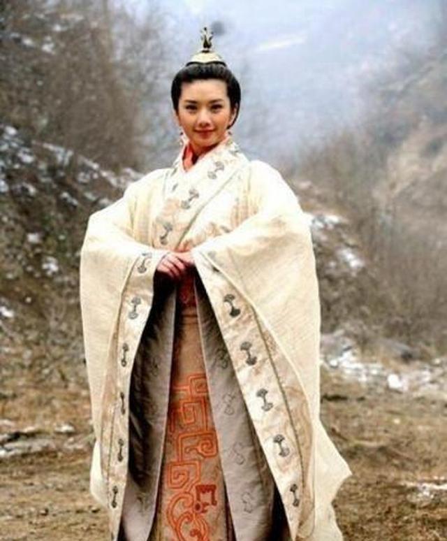 你认识《神探狄仁杰》里的黑衣天王吗？她叫苑冉，她演过这些剧