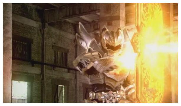 铠甲勇士中谁的脾气最差？黑犀侠上榜，帝皇侠都要让他三分