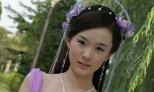 还记得《欢天喜地七仙女》中的“阴蚀王”吗？原来他长这么帅