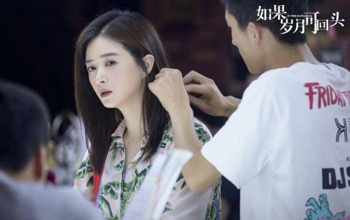 《如果岁月可回头》来袭，靳东化身痴情男神，女主蒋欣太美了
