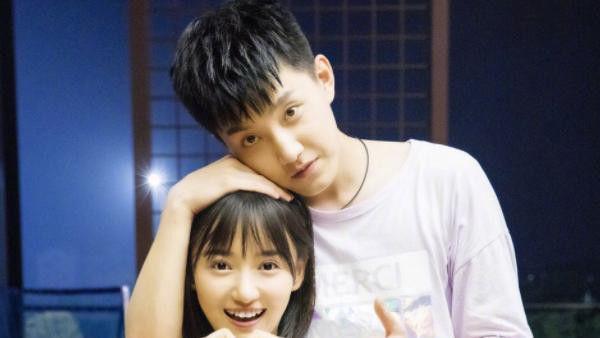 《忽而今夏》后何洛再次上线，剧照曝光后，路人大呼好美啊！