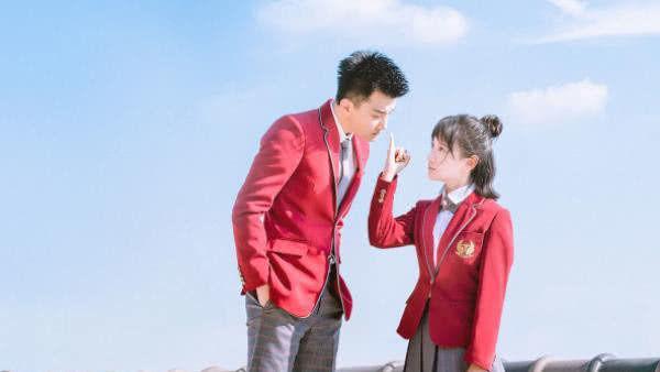 《忽而今夏》后何洛再次上线，剧照曝光后，路人大呼好美啊！