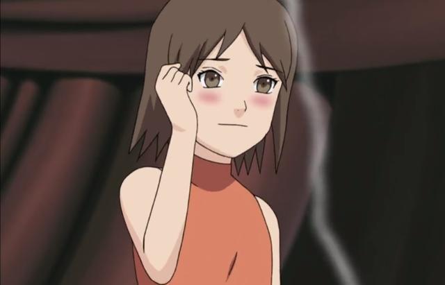 火影：佐助最不起眼的迷妹，被犬冢牙追求多年，他们才是郎才女貌