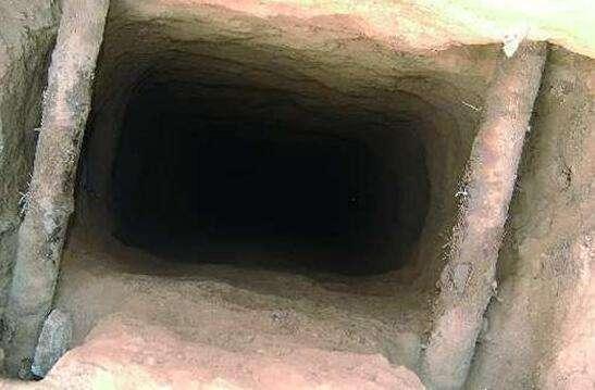 真实的盗墓是什么样子的？没有电影中那么高大上