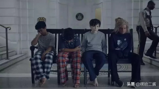 关于坏小孩的惊悚电影有哪些（盘点五部腹黑小孩玩转大人的惊悚电影）