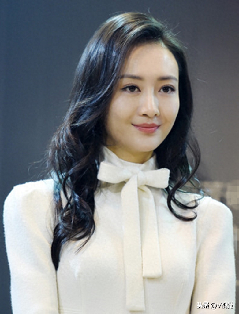 电视剧《温柔的背后》中的十一位美女演员