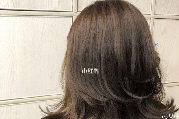 蜂蜜茶和檀棕哪个好看 檀棕色和栗色哪个好看