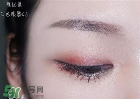 稚优泉三色眼影色号 稚优泉三色眼影试色