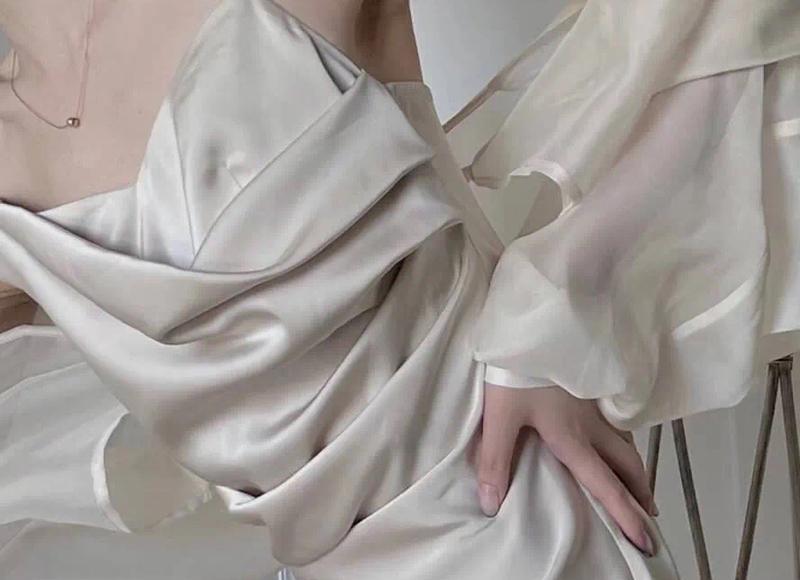 一个女人与三个男人的爱恨情仇 一个女人与三个男人的爱恨情仇