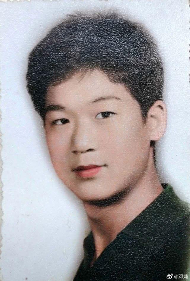 邓婕晒与张国立旧照被赞郎才女貌，张国立得意：我越长越好看