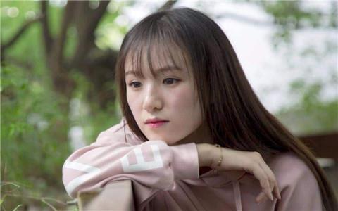 女人是靠吸引过来的，如何吸引女人？