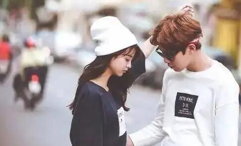 180的男生自身条件不够优秀