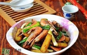 皮皮虾可以和土豆一起吃吗?皮皮虾炒土豆怎么做? 皮皮虾可以和土豆一起吃吗?皮皮虾炒土豆怎么做?