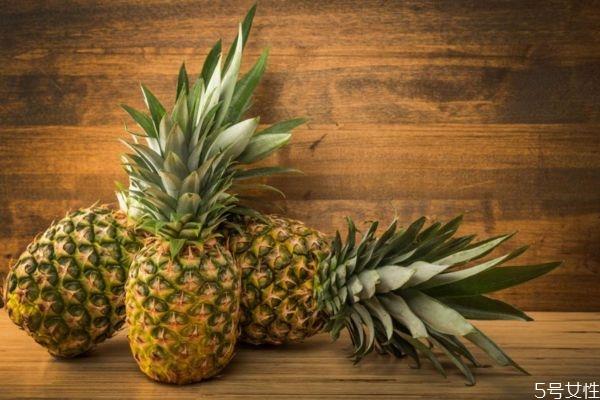 菠萝应该怎么催熟 催熟菠萝的方法 菠萝应该怎么催熟 催熟菠萝的方法
