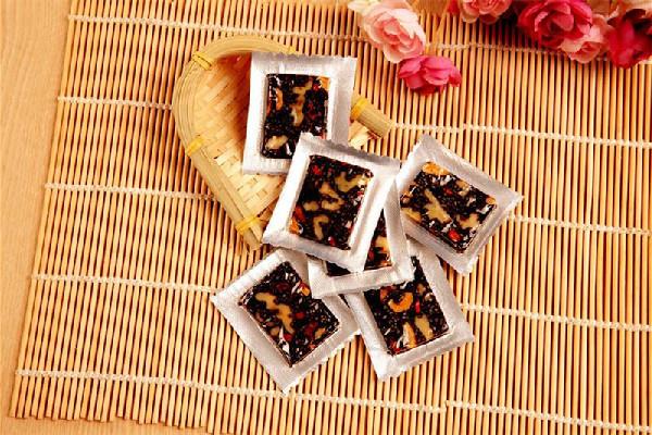 固元膏要熬多长时间 固元膏要加水吗 固元膏要熬多长时间 固元膏要加水吗