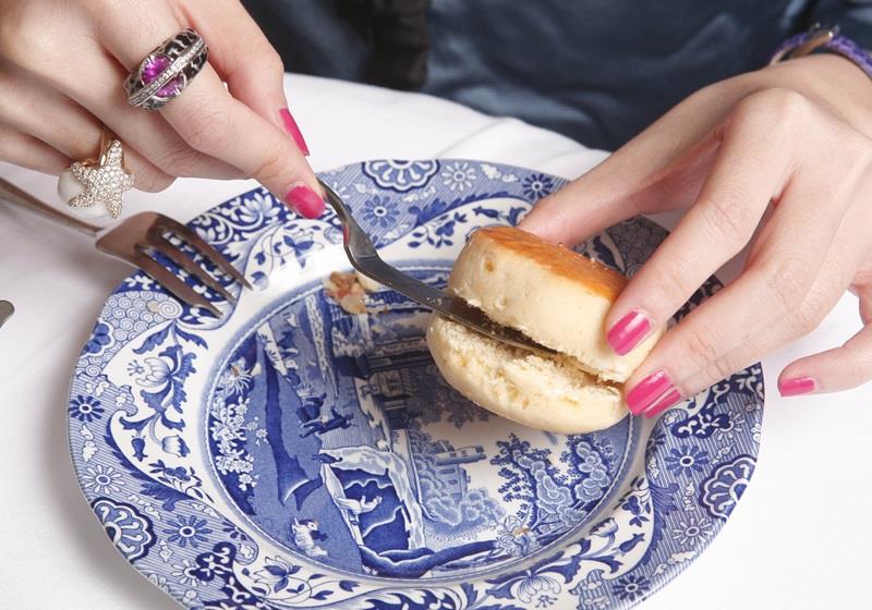 英式下午茶吃法步骤 英式下午茶怎么喝