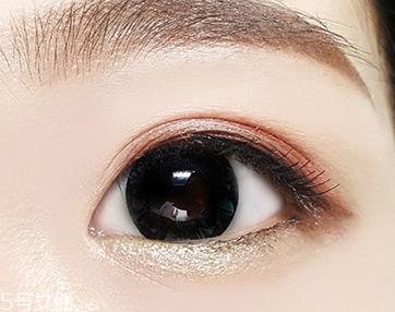 卧蚕笔什么颜色最自然?pony力荐魅惑金色 卧蚕笔什么颜色最自然?pony力荐魅惑金色