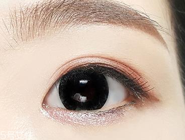 卧蚕笔什么颜色最自然?pony力荐魅惑金色 卧蚕笔什么颜色最自然?pony力荐魅惑金色