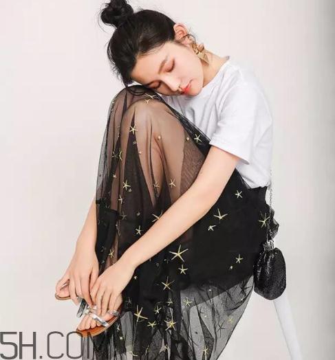 one more的衣服怎么样?one more衣服贵吗? one more的衣服怎么样?one more衣服贵吗?