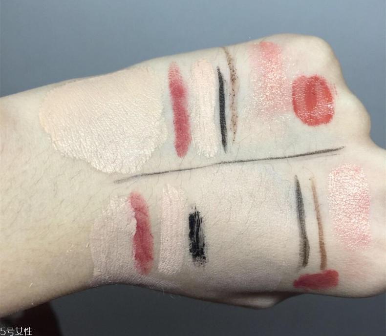 资生堂fwb隔离霜敏感皮能用吗 资生堂fwb实测 资生堂fwb隔离霜敏感皮能用吗 资生堂fwb实测