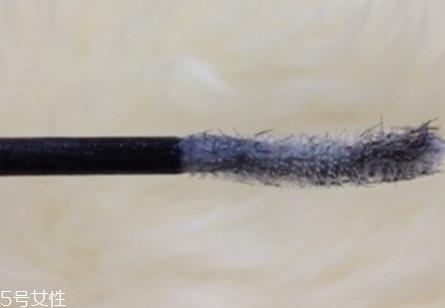 kate睫毛打底膏黑色和白色区别 根据需要选择 kate睫毛打底膏黑色和白色区别 根据需要选择