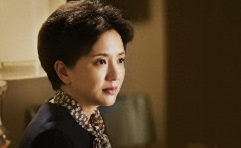 比祁同伟大10岁的梁璐,其实是位妈妈专业户,演技的确了得