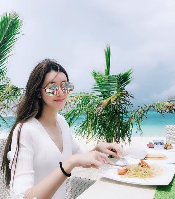 疑似王宝强现任女友照片流出，曾点赞王宝强微博，颜值很高爱运动