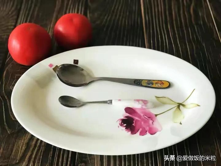 清炒西兰花的家常做法(清炒西蓝花颜色碧绿清淡爽口)